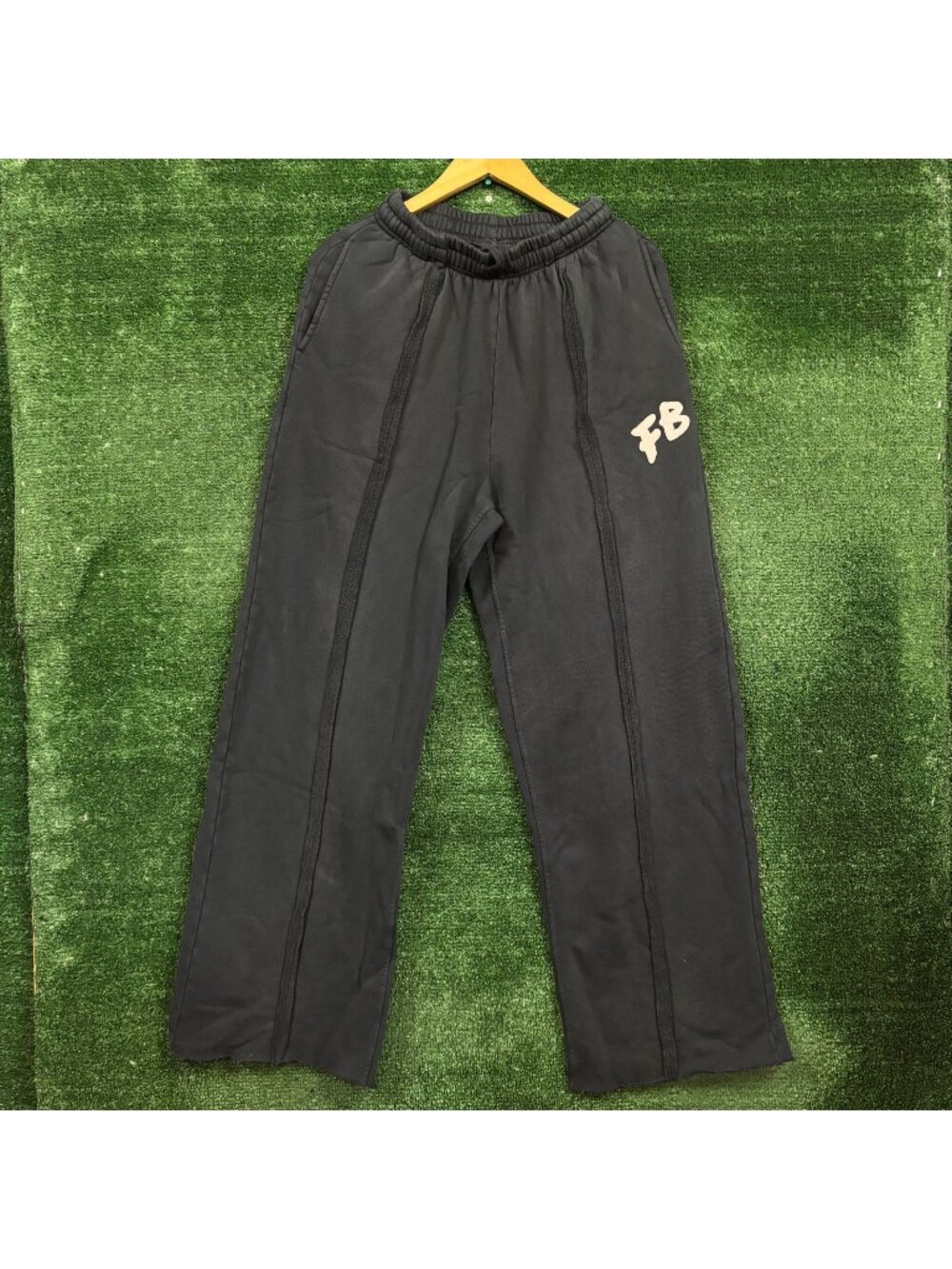 Rihanna Fenty Beauty FB Logo Joggers Size Extra Small
